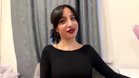 Snapshot of nadinevanni chatting on June 28, 2:34 pm Leya online show from June 28, 2:34 pm