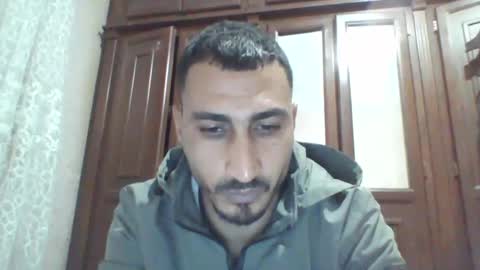 V online show from February 7, 2:15 pm