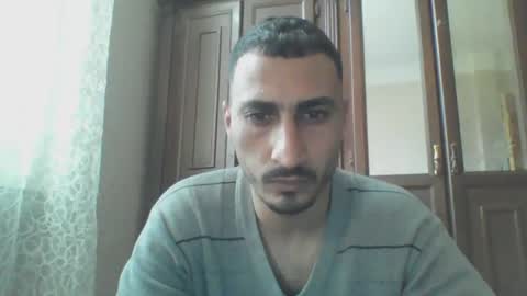 V online show from February 10, 1:01 pm