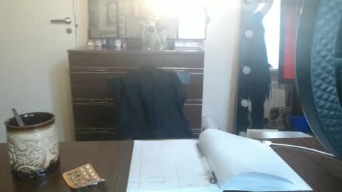 Snapshot of nadyagt chatting on April 10, 12:21 pm nadyagt online show from April 10, 12:21 pm