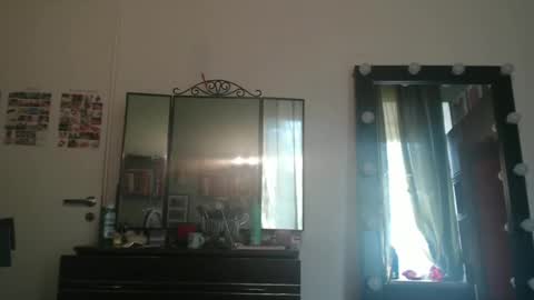 Snapshot of nadyagt chatting on April 13, 12:32 pm nadyagt online show from April 13, 12:32 pm