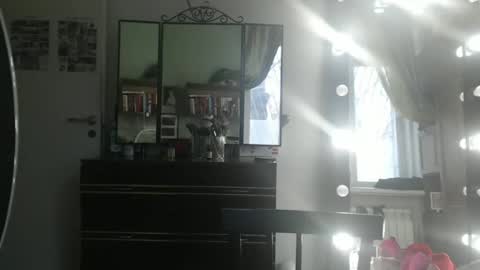 Snapshot of nadyagt chatting on April 14, 9:37 am nadyagt online show from April 14, 9:37 am