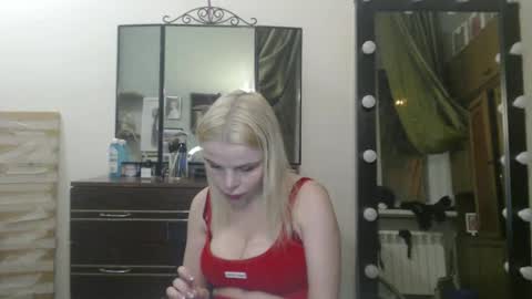 Snapshot of nadyagt chatting on April 21, 8:12 pm nadyagt online show from April 21, 8:12 pm