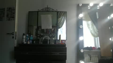Snapshot of nadyagt chatting on April 22, 10:50 am nadyagt online show from April 22, 10:50 am