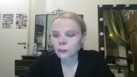 Snapshot of nadyagt chatting on April 26, 10:07 pm nadyagt online show from April 26, 10:07 pm