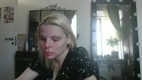Snapshot of nadyagt chatting on May 5, 8:55 am nadyagt online show from May 5, 8:55 am
