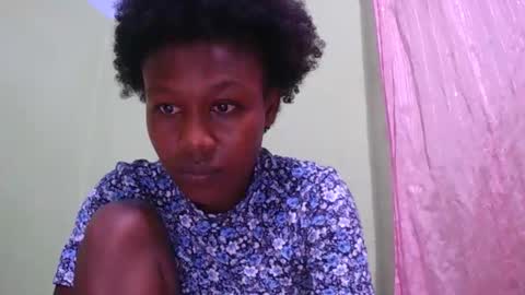 Snapshot of nah296652 chatting on February 15, 4:03 pm nah296652 online show from February 15, 4:03 pm