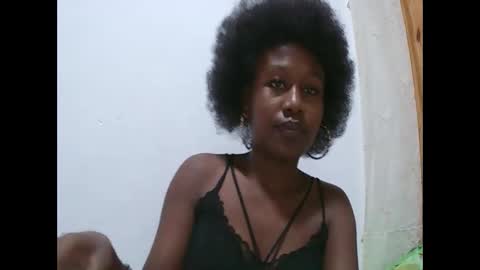 nah296652 online show from May 28, 7:33 pm