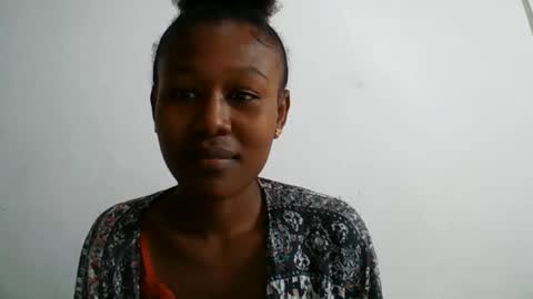 nah296652 online show from May 30, 7:49 am