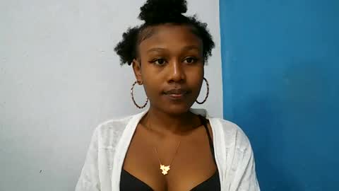 nah296652 online show from June 30, 12:06 pm
