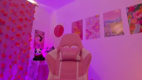 Nahara Soler online show from October 26, 4:35 pm