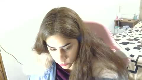 nahiarabiel online show from June 10, 6:07 pm