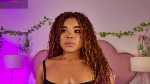 Snapshot of nahiarareina chatting on July 14, 1:28 pm NahiaraReina online show from July 14, 1:28 pm