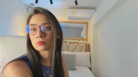 Nahimi online show from March 19, 7:29 pm