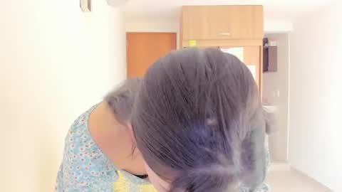 independent model online show from January 13, 11:17 pm