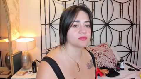 Nahomi  online show from September 20, 10:49 am