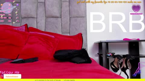 Nahomi  Carol online show from February 9, 1:11 am