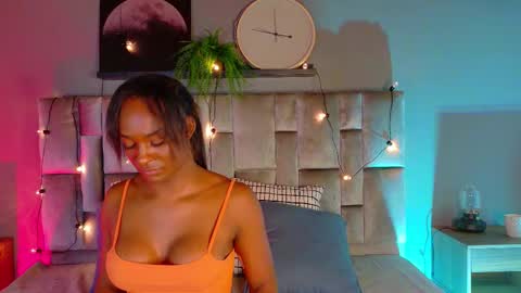  VICTORIA  online show from October 8, 7:44 pm