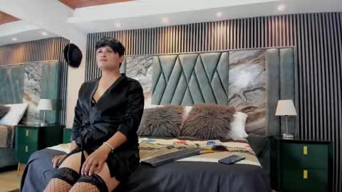 nahomidiore online show from October 23, 11:42 am