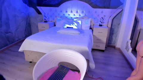 Nahomi online show from February 26, 4:58 am