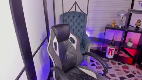 Nahomi online show from October 23, 5:07 am