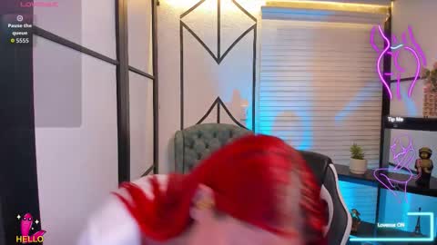 Nahomi online show from December 18, 5:02 am