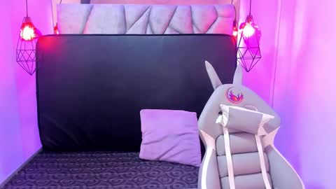    online show from February 16, 10:32 am