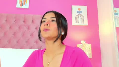 Snapshot of naiayadav chatting on February 13, 3:14 pm Naia online show from February 13, 3:14 pm