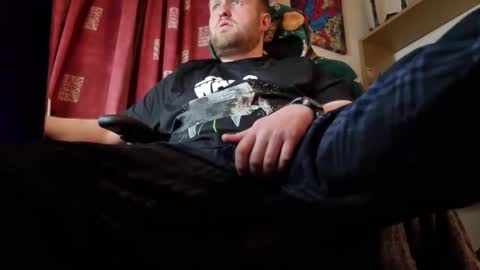 Snapshot of nailed92 chatting on February 1, 7:01 pm DCKT online show from February 1, 7:01 pm