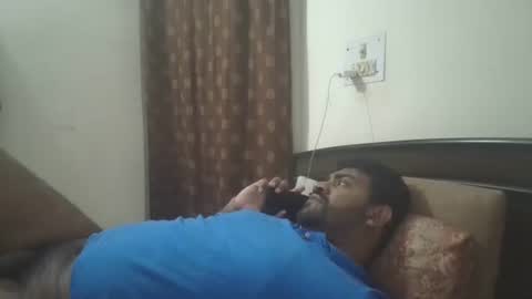 NAIRANANDU28 online show from April 20, 5:48 pm