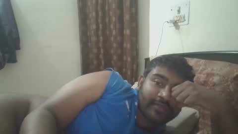 NAIRANANDU28 online show from April 23, 9:28 pm