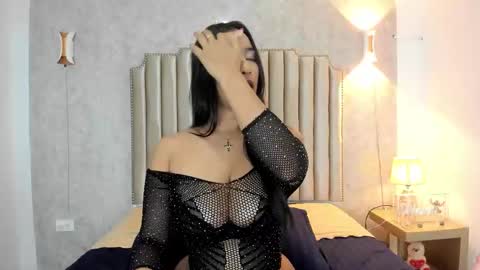 Snapshot of naisharousell chatting on February 28, 9:49 pm Naisha Rousell online show from February 28, 9:49 pm