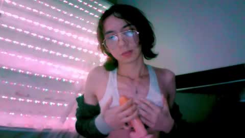 Snapshot of najimi_uwu chatting on October 4, 3:15 am NAJI online show from October 4, 3:15 am
