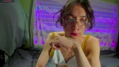 NAJI  online show from November 8, 6:07 pm