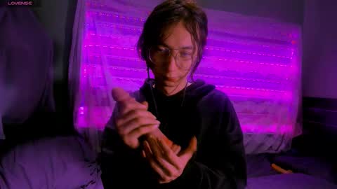 NAJI  online show from November 12, 7:35 pm