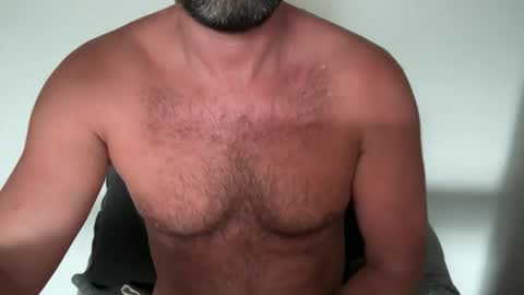 naked_dude25 online show from January 11, 2:27 am