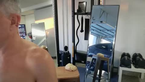 Snapshot of nakeddrewsea chatting on March 25, 1:55 am Drew from Seattle online show from March 25, 1:55 am