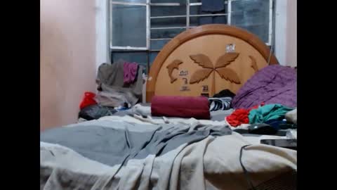 Snapshot of nakedlima chatting on February 21, 5:30 am nakedlima online show from February 21, 5:30 am