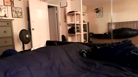 nakedmonkey online show from June 21, 1:08 am
