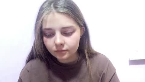 Snapshot of nakeshadizer chatting on May 29, 3:21 pm Sofia online show from May 29, 3:21 pm