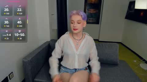 Snapshot of nakishacroshaw chatting on September 13, 11:10 am Kate online show from September 13, 11:10 am