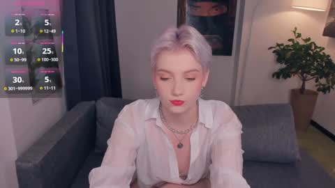 Snapshot of nakishacroshaw chatting on October 5, 12:14 pm Kate online show from October 5, 12:14 pm