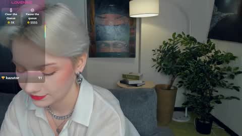 Kate online show from November 9, 11:52 am