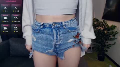 Kate online show from December 14, 1:05 pm