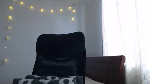 Snapshot of nala_foster chatting on June 7, 3:27 pm Nala online show from June 7, 3:27 pm