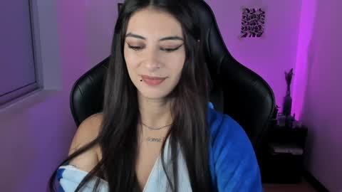 nala_saphir online show from April 8, 7:30 am