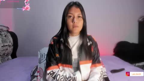 Snapshot of nala_sc chatting on February 10, 8:40 am nala_sc online show from February 10, 8:40 am