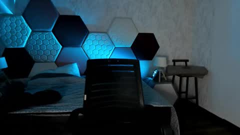 ----Namea------ online show from October 30, 12:39 pm