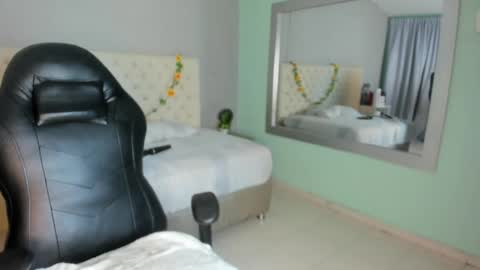 nami_sam online show from March 7, 3:18 pm