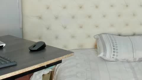 nami_sam online show from December 4, 1:20 pm